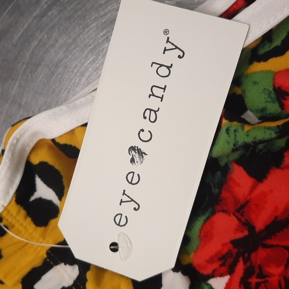 Eyecandy yellow cheetah with red roses size 2 X leggings - Picture 5 of 7